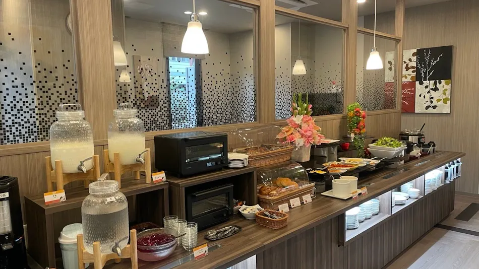 Hotel Route-Inn Hiratsuka Ekikita
