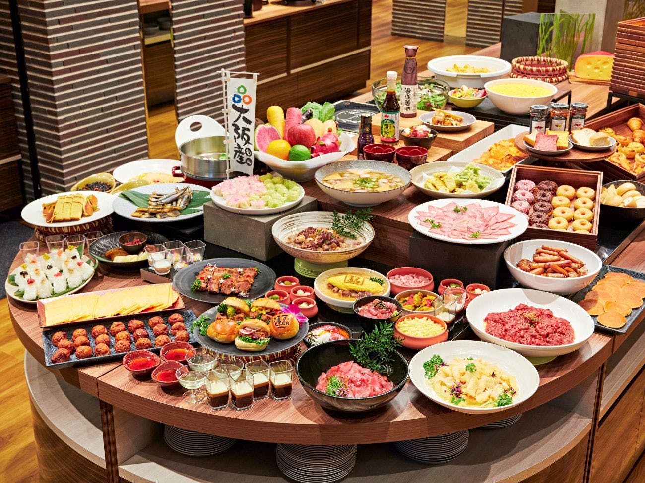 13593916.jpg?auto=compress,