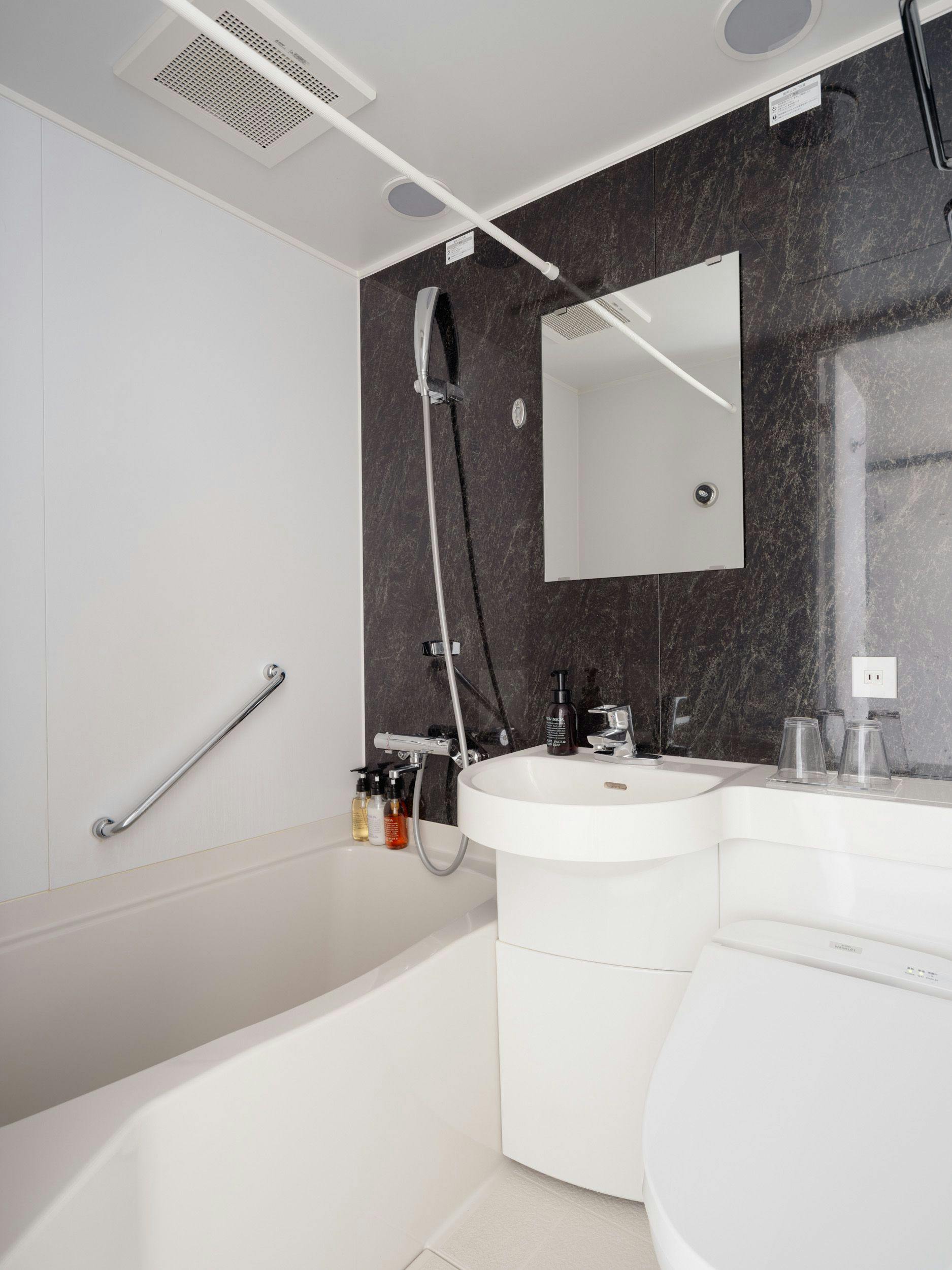 ห้องน้ำ