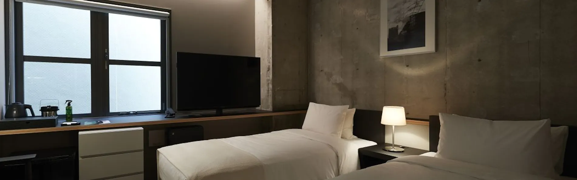 TONES OSAKA