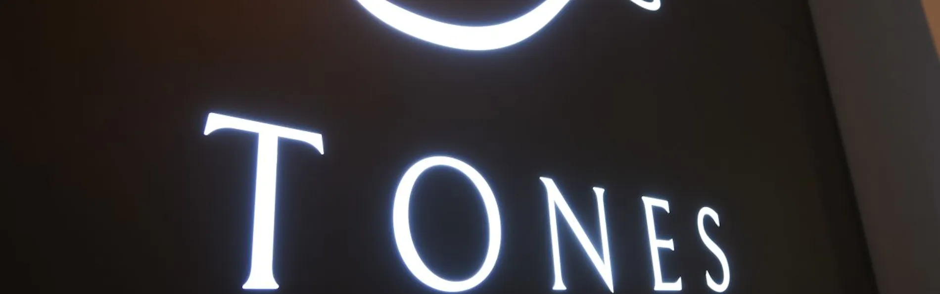 TONES OSAKA