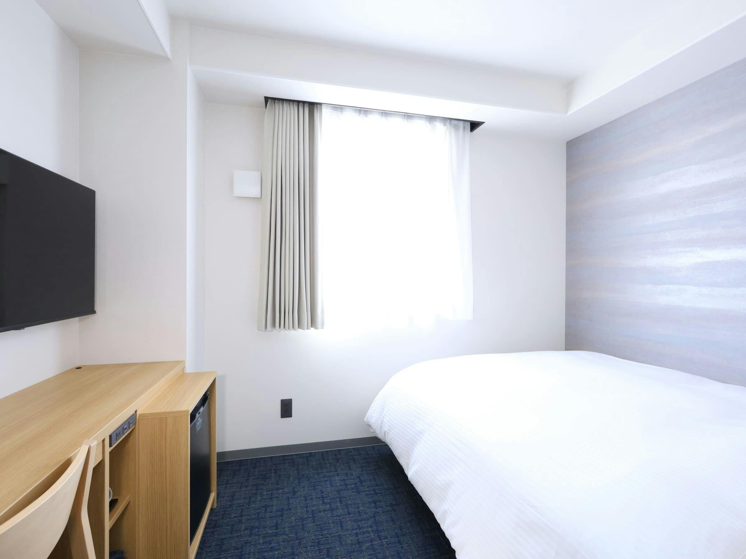 ＜禁煙＞ダブル【15平米／ベッド幅140cm】