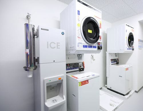 館内設備　5Fコインランドリー・製氷機