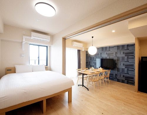 アイリス C_部屋