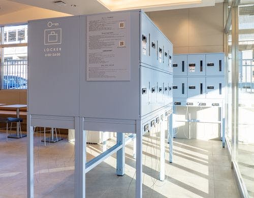 セルフロッカー（54台_宿泊者無料）