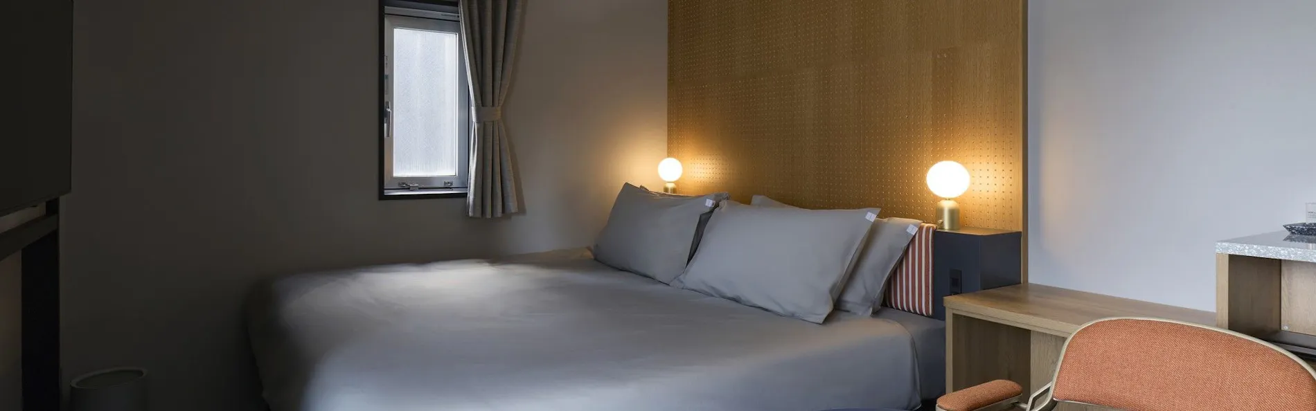 BASE LAYER HOTEL 福岡