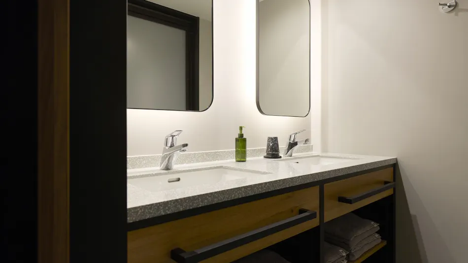 BASE LAYER HOTEL Fukuoka
