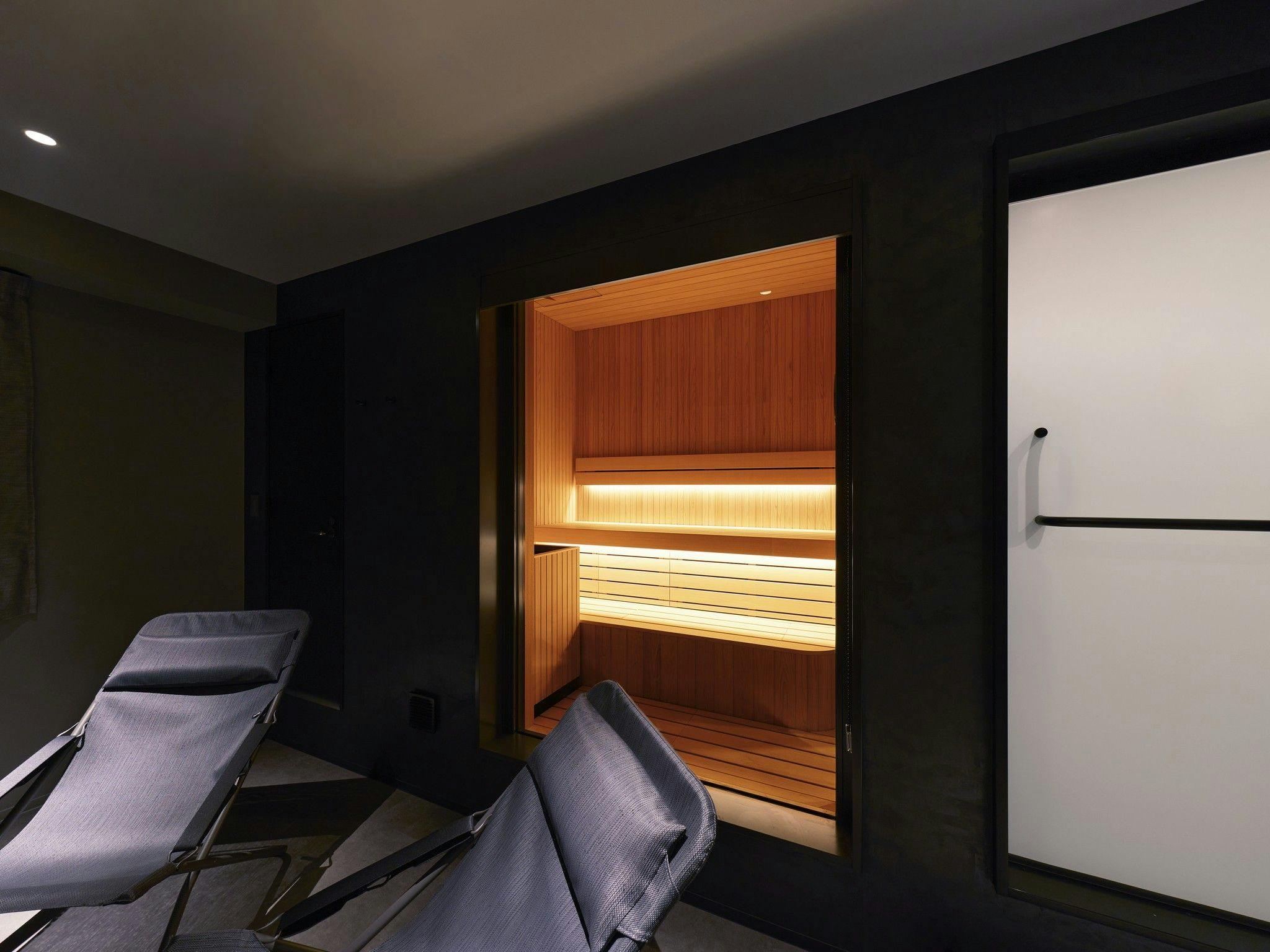 BASE LAYER HOTEL Fukuoka