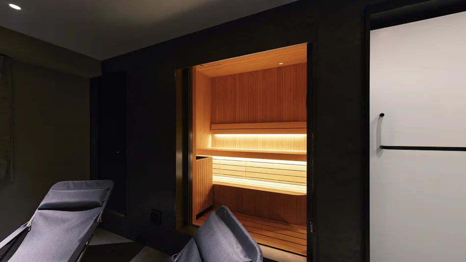 BASE LAYER HOTEL Fukuoka
