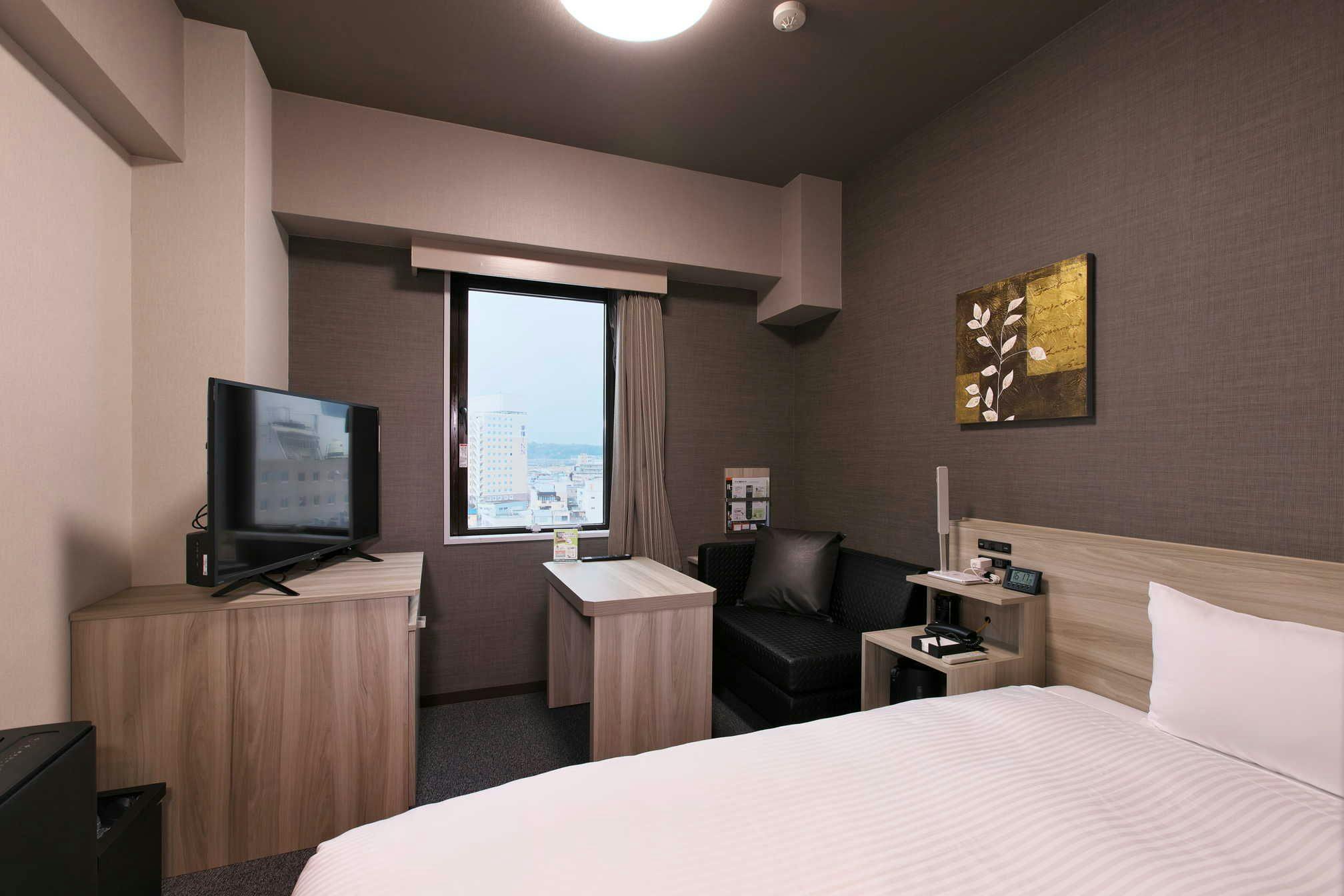 Hotel Route-Inn Kobe Sanda -Shin-Sanda Station Front-