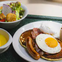 培根鸡蛋煎饼