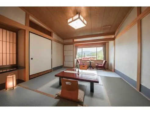 ห้องสไตล์ญี่ปุ่น 8 เสื่อทาทามิ.