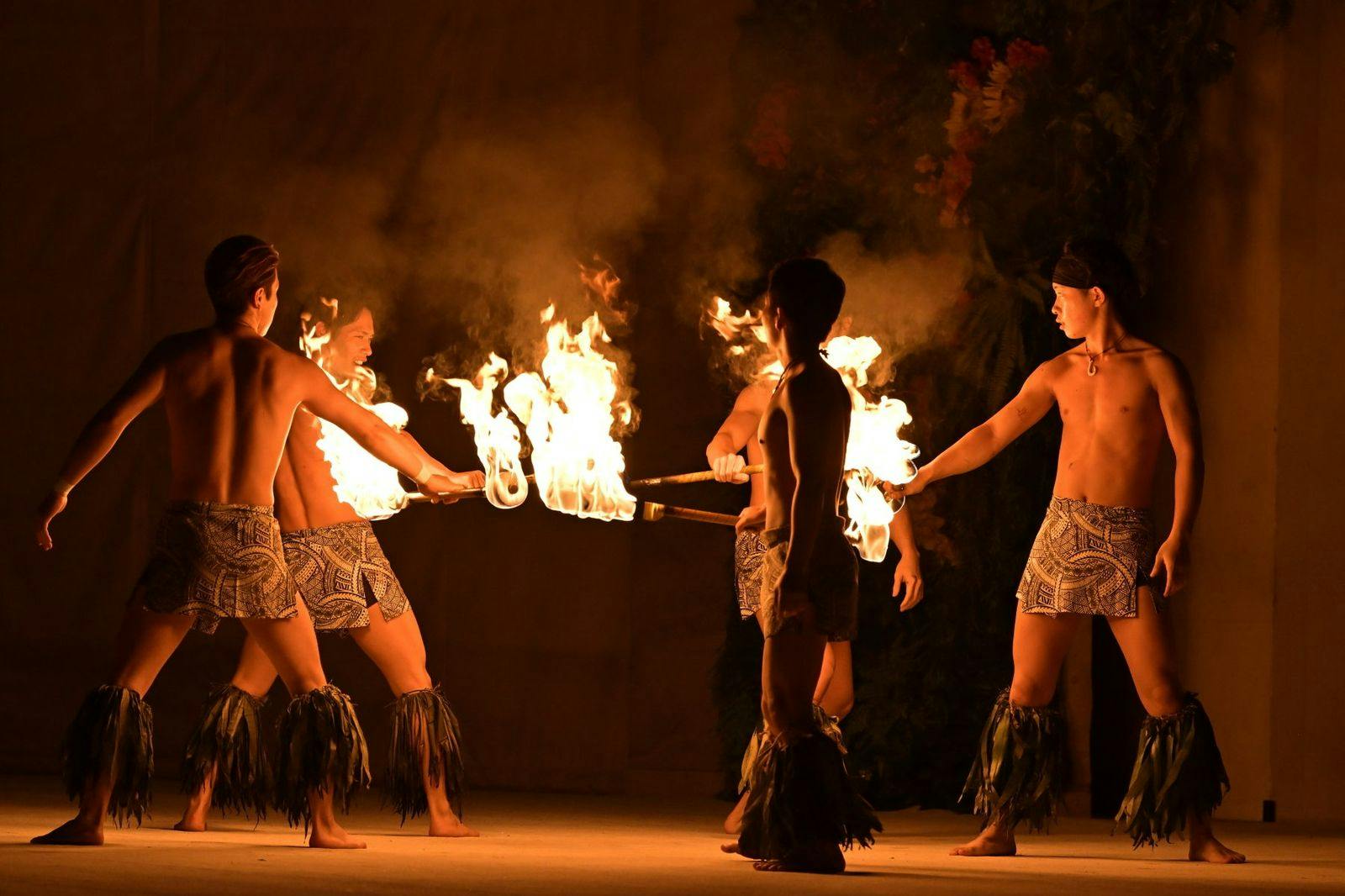 Spa Resort Hawaiians Will Port