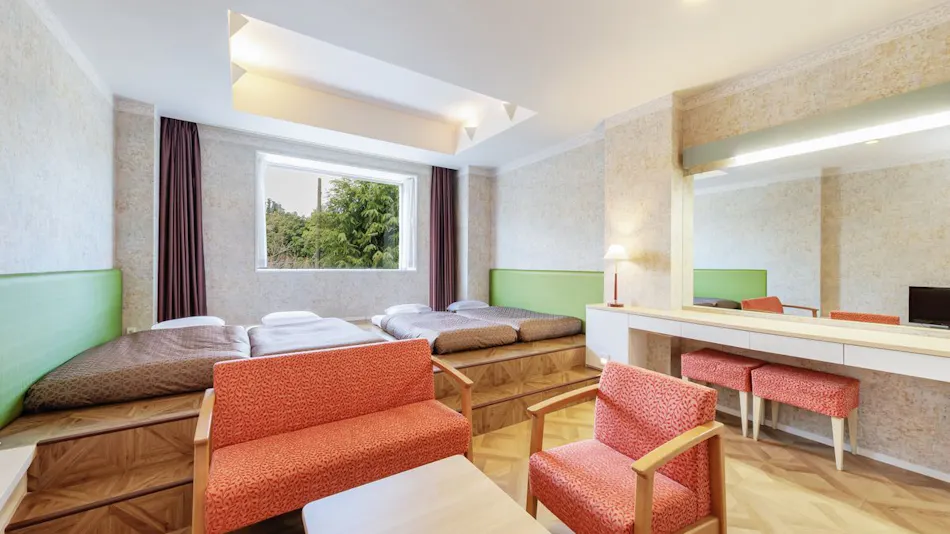 Spa Resort Hawaiians Will Port