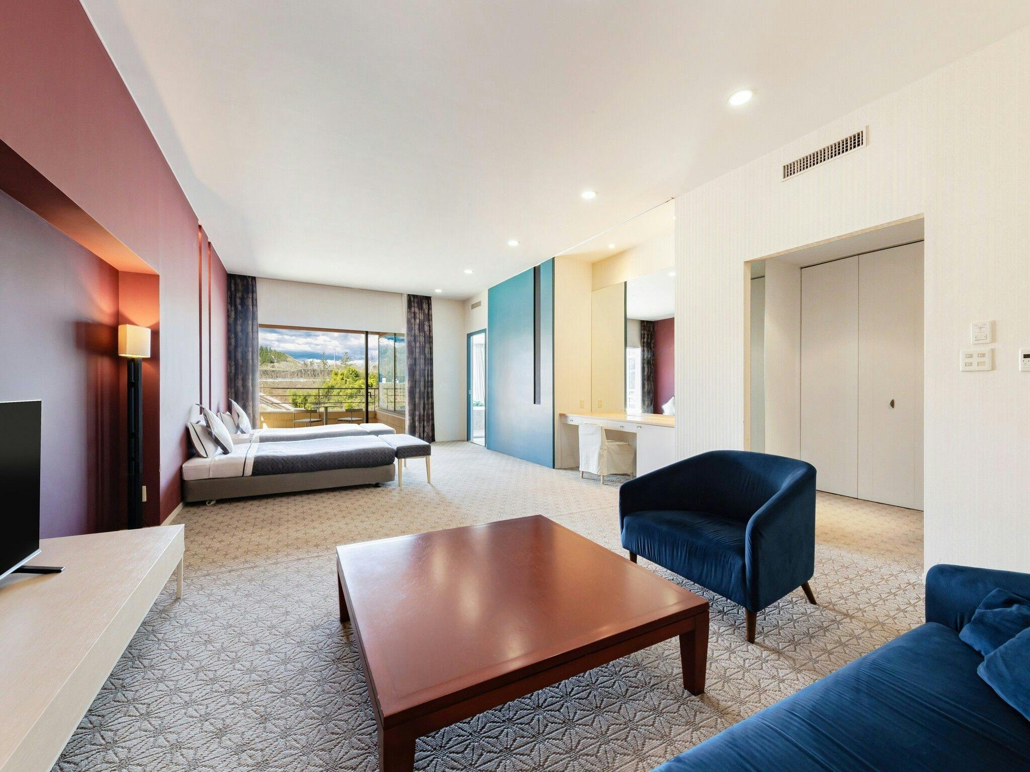 ห้องสวีทพร้อมระเบียง (Lanai Suite)