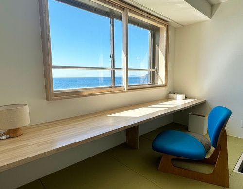 【新装和洋室ツイン】ローベッド2台