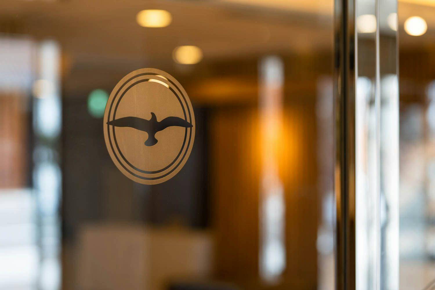 เครื่องหมายรูปนกนางนวล