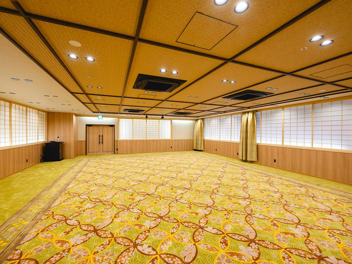 Natural Hot Spring in the City Center - Nagoya Crown Hotel