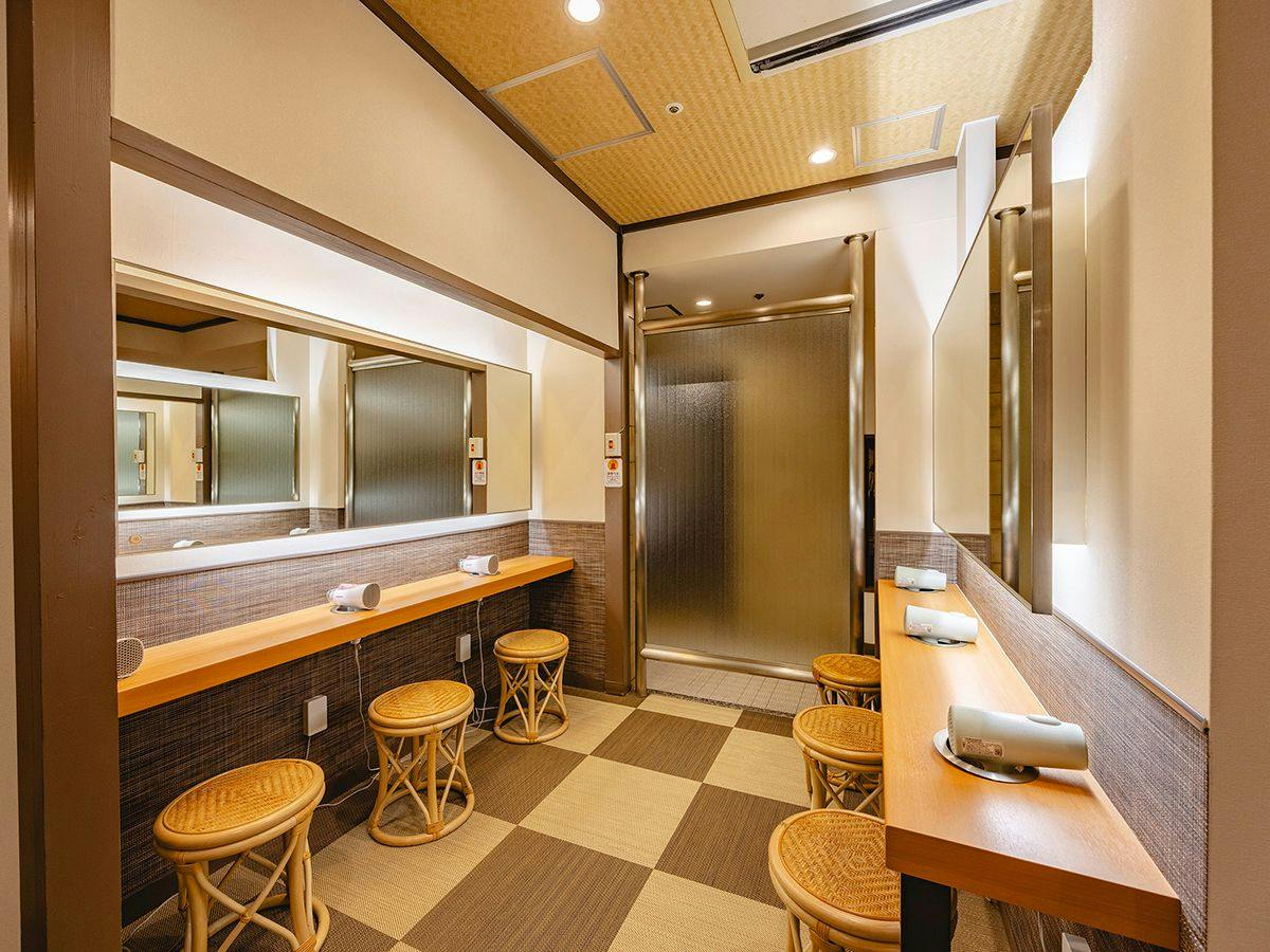 Natural Hot Spring in the City Center - Nagoya Crown Hotel