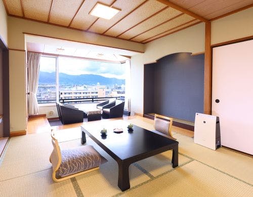 【本館】和室10畳+広縁（一例）