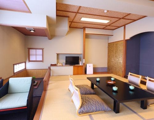 【本館】和室12畳+4.5畳（一例）