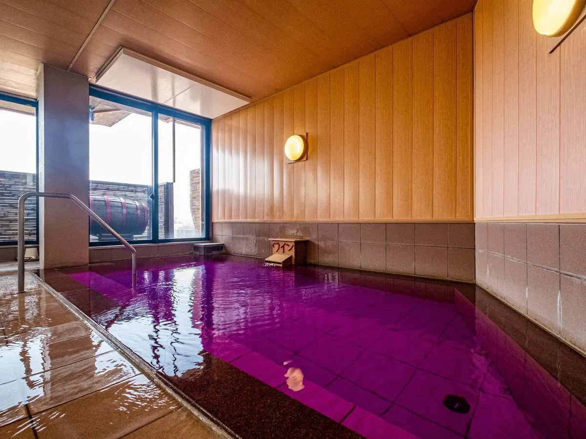 【Kolam Wain Pemandangan Tingkat 7 Bangunan Utama】