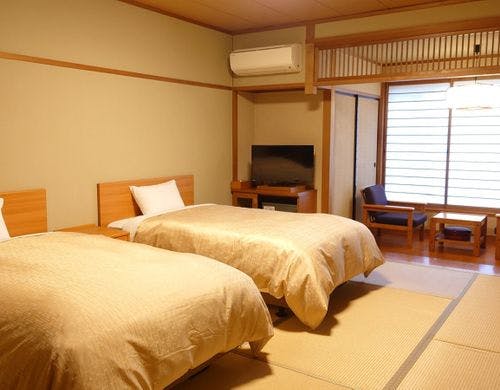 ツインベッドがある和室（10畳）※低層階