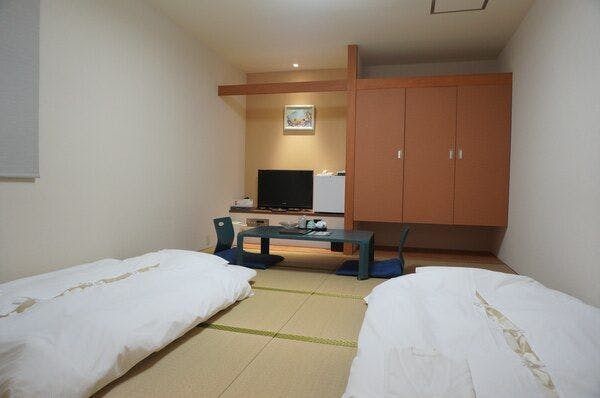 Hotel Crown Hills Arakawaoki (BBH Hotel Group)