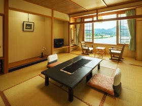 咲花温泉 翠玉の湯 佐取館