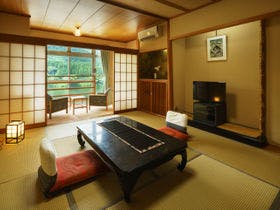 咲花温泉 翠玉の湯 佐取館