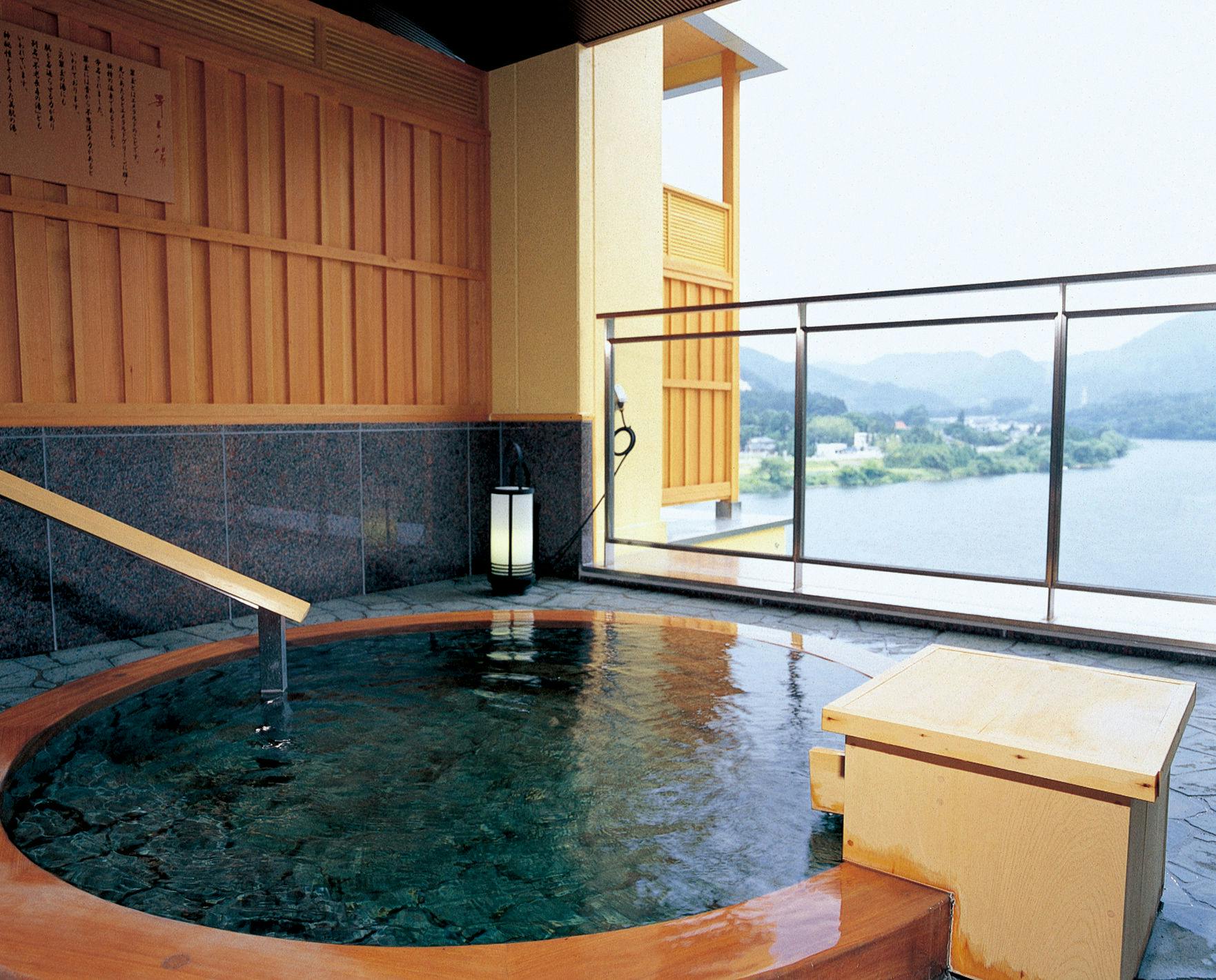 Sakihana Onsen Suigyoku no Yu Satorikan