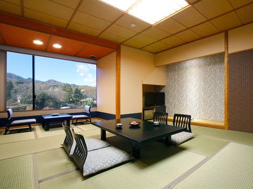 バス・トイレ付き和室（リニューアル済み）