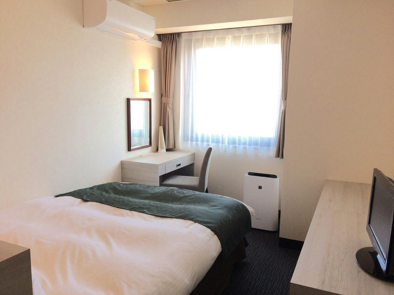 พรีเมียร์ ซิงเกิล