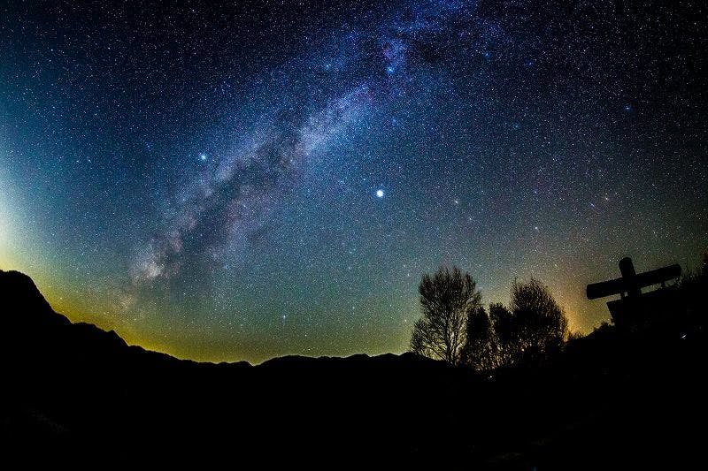 戰場之原的星空