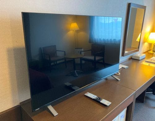 シングルルーム　ベッドはセミダブルサイズ