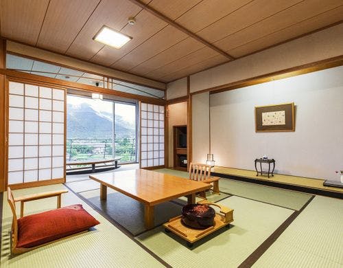 和室（12.5畳＋踏込2畳）