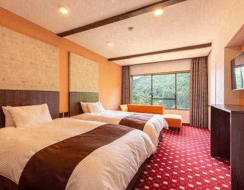 【2022年12月リニューアル客室｜ツインB】