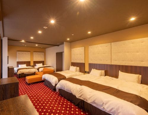 【2022年11月リニューアル客室｜5ベッド】