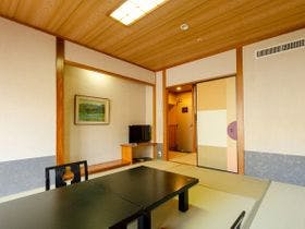 ホテルラヴィエ川良