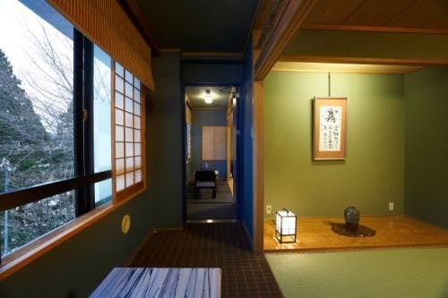 ห้องเชื่อมต่อสไตล์ญี่ปุ่นและตะวันตก