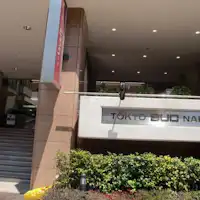 ทางเข้าโตเกียวบิวคุด้านหน้า