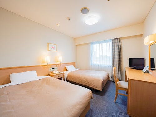 【ツイン】ベット幅110センチ 18平米