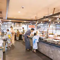 ห้องอาหารบุฟเฟต์ “ชิกิไซ”