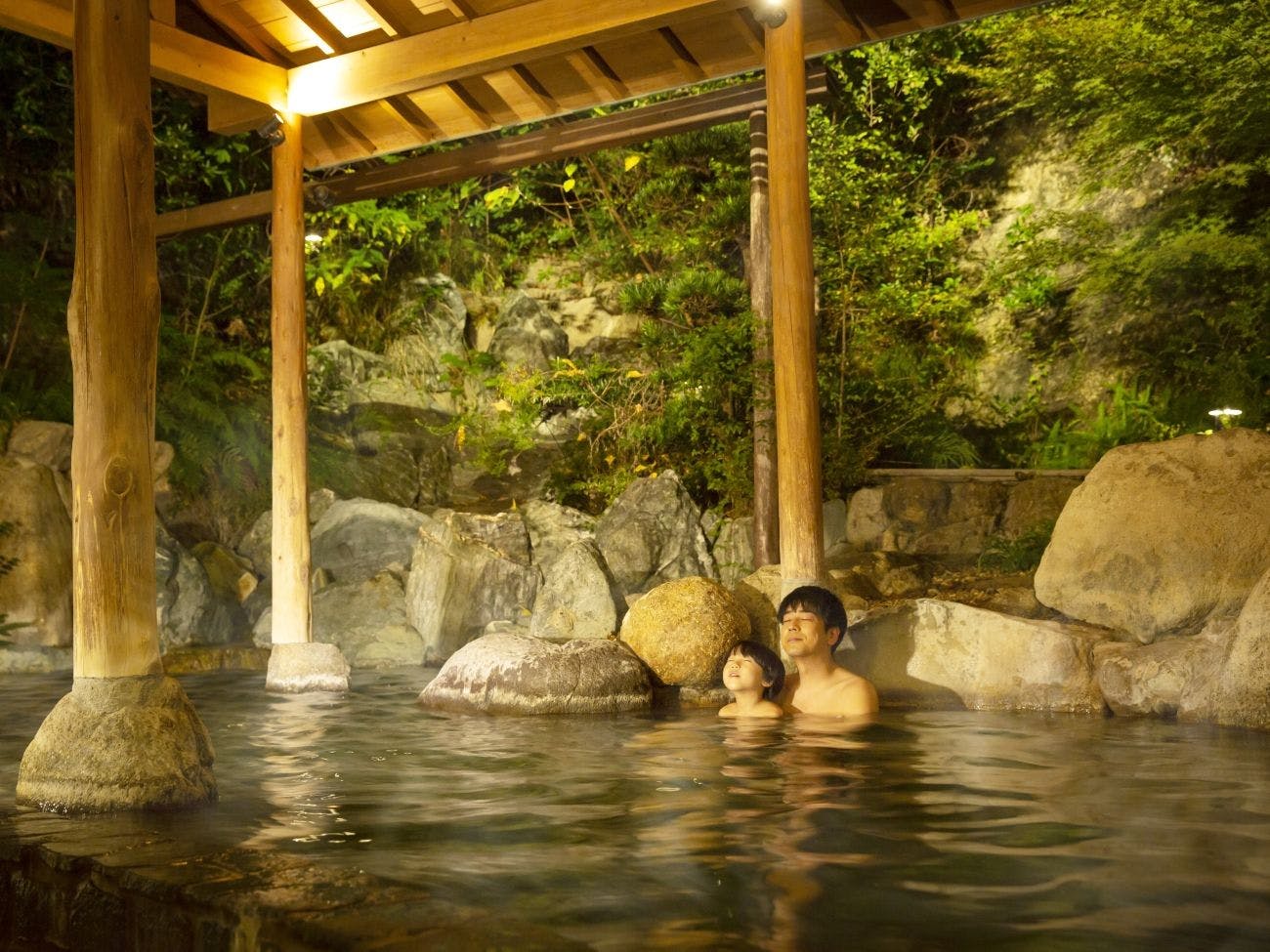 ออนเซ็นกลางแจ้ง ช่วงเช้า (สลับชายหญิง)