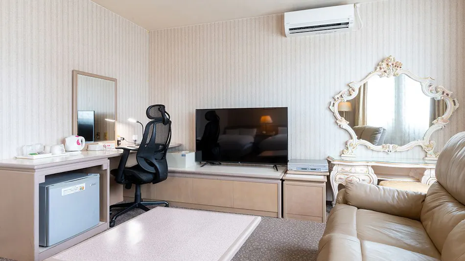 Hotel New Century