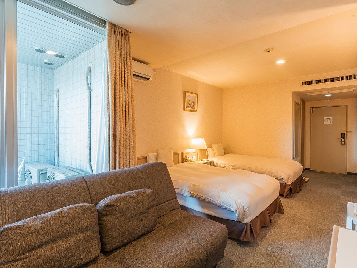Hotel New Century