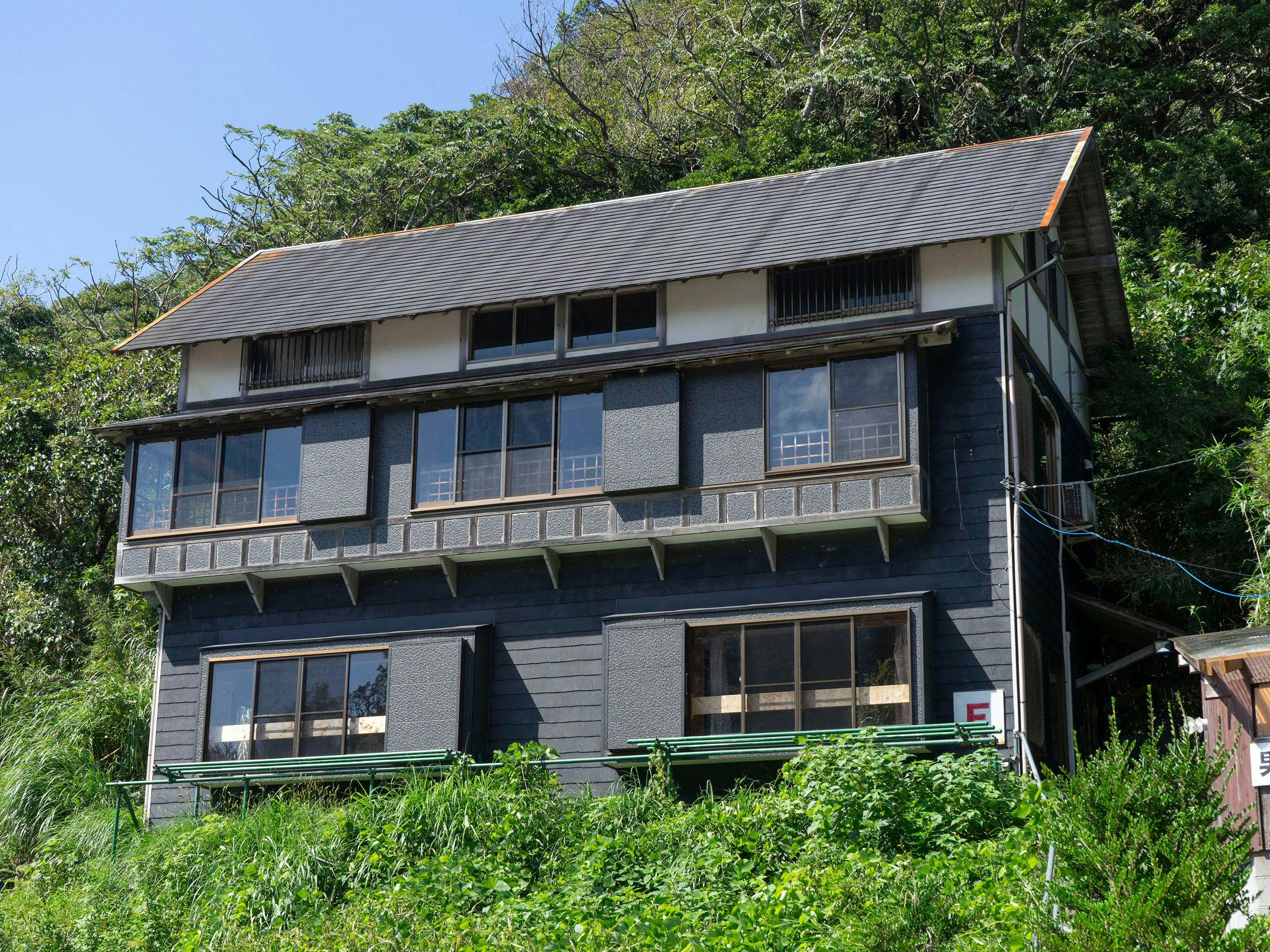 Dogashima Land Hopia