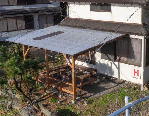 10名様用棟のバーベキュー場です。