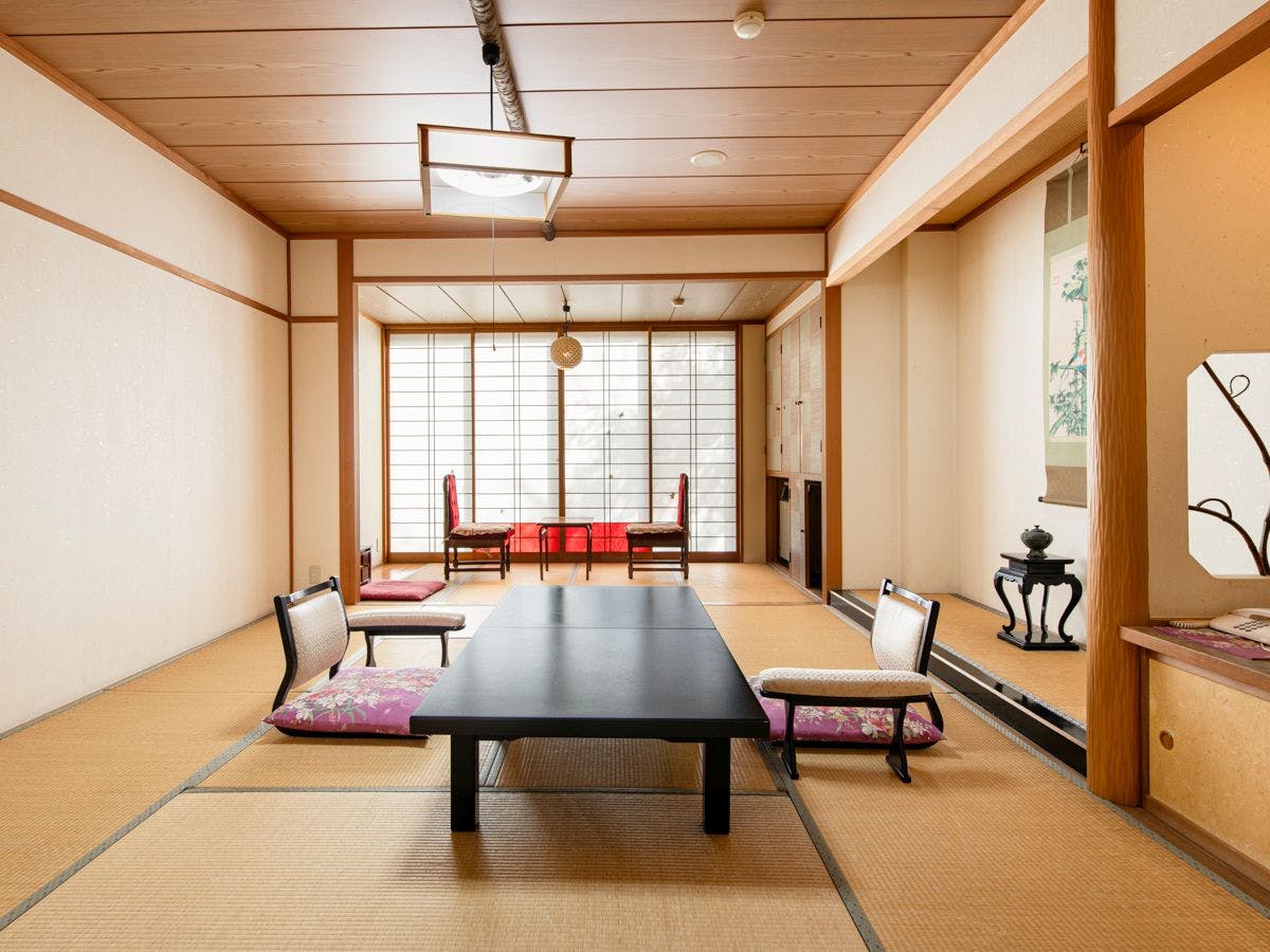 *Contoh kamar bergaya Jepang 10 tatami