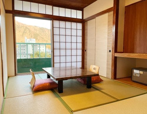 鬼怒川温泉の街並みをお楽しみください。